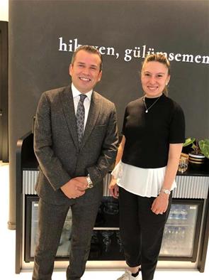BizimleGulumseyenler