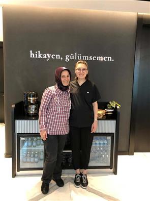 BizimleGulumseyenler
